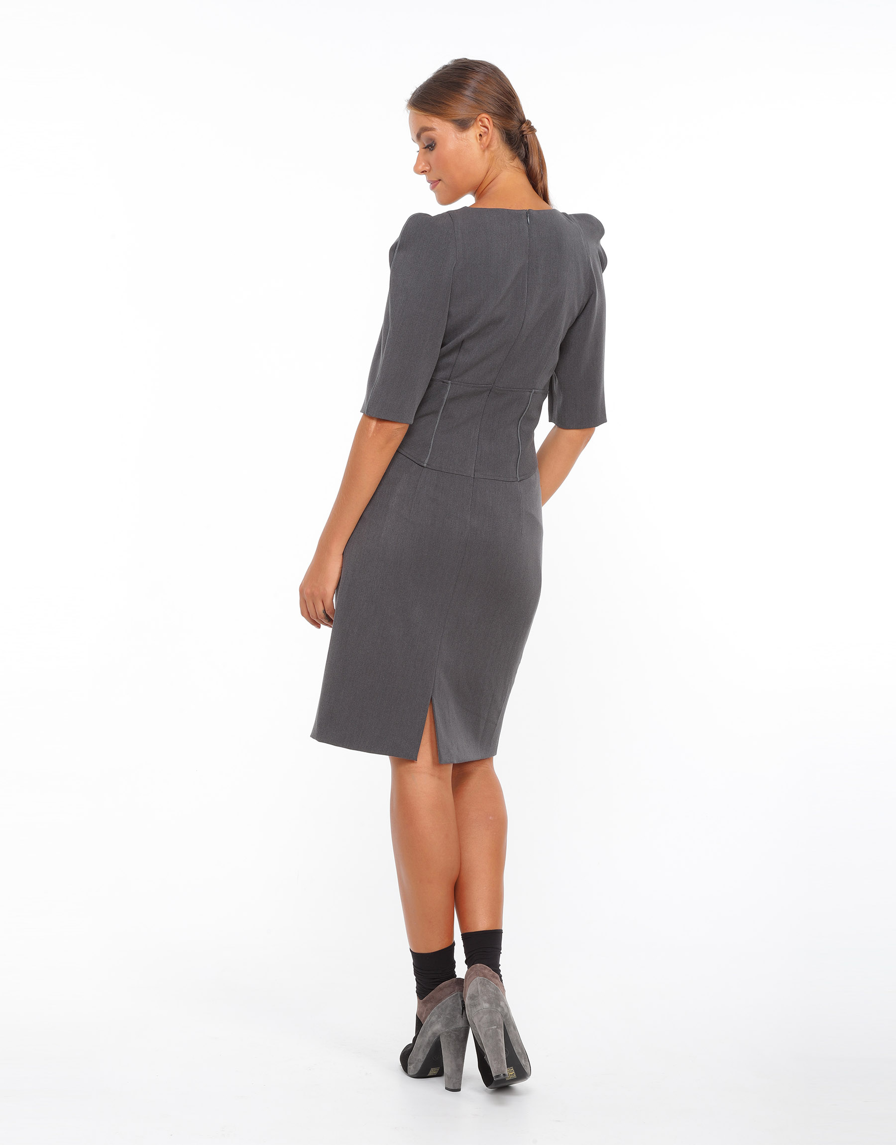 Robe droite cintrée en crêpe gris acier